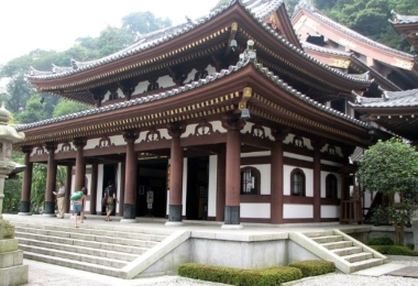 Семейный храм династии Фудзивара и Монастырь Ямадера